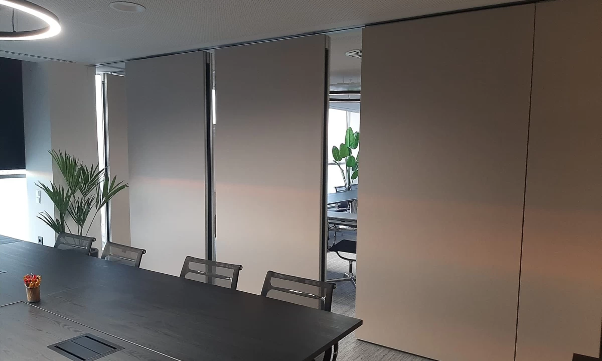 REITER MANUAL MOVABLE ACOUSTIC PARTITION WALLS